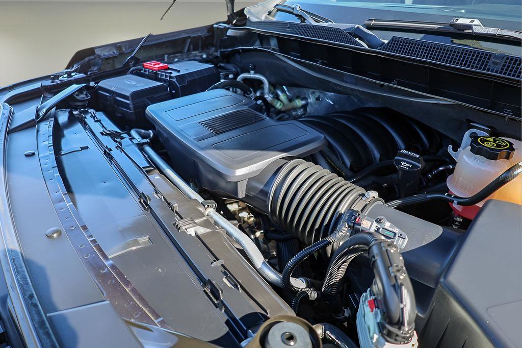 Used 2022 Chevrolet Tahoe Z71 w/ Luxury Package image 33