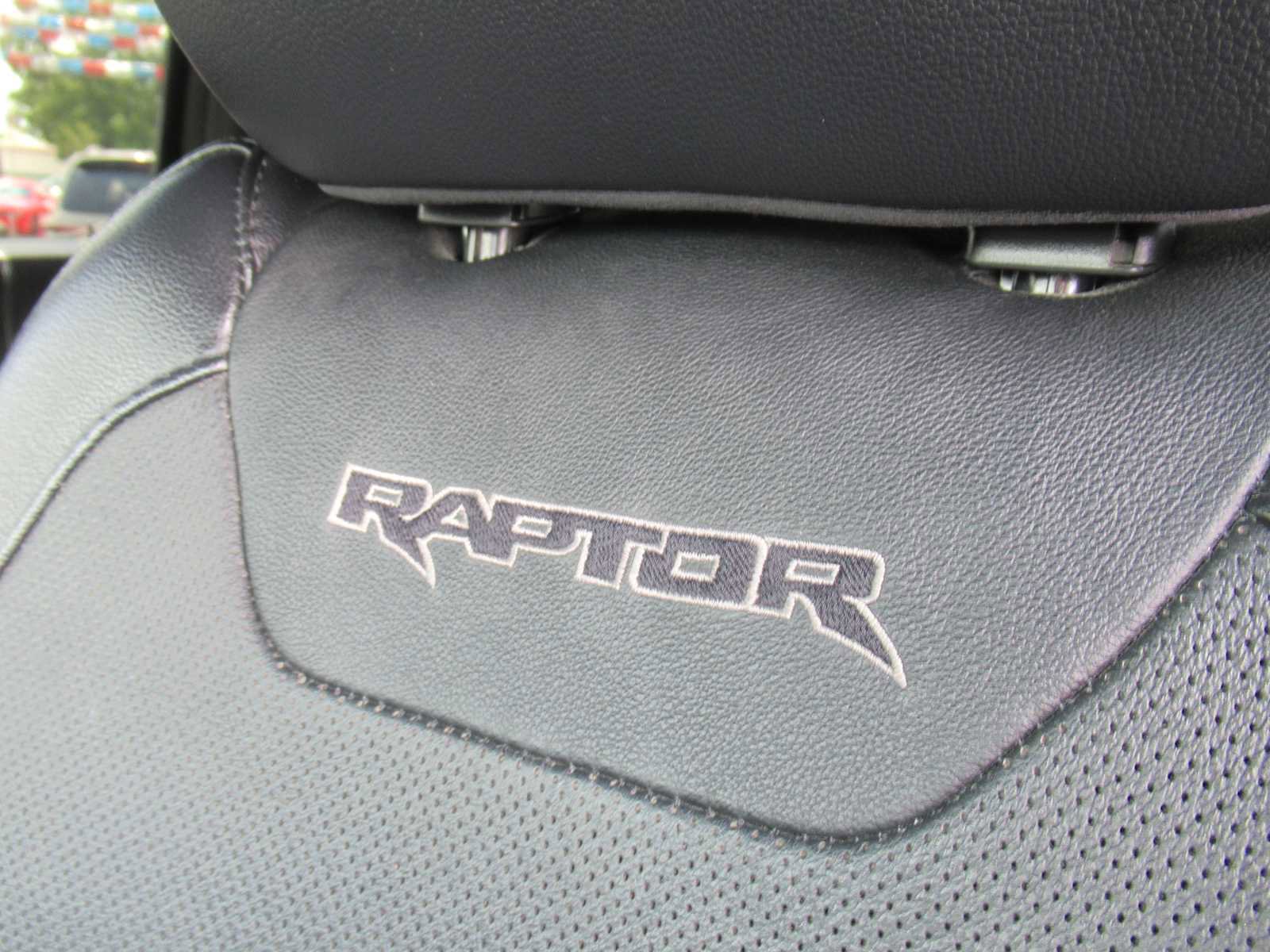 Used 2018 Ford F150 Raptor w/ Equipment Group 802A Luxury image 21