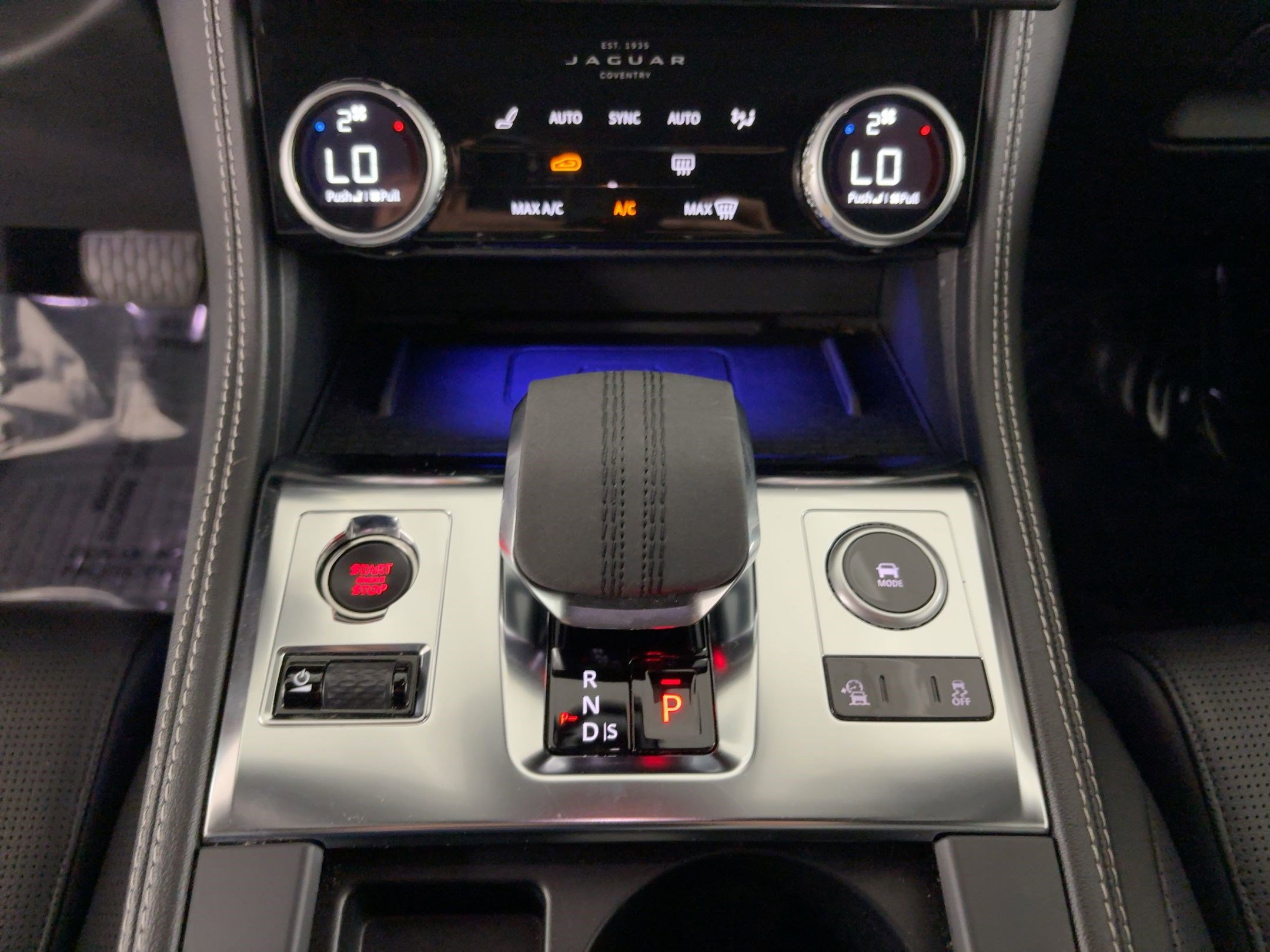 Used 2024 Jaguar F-PACE R-Dynamic S image 18