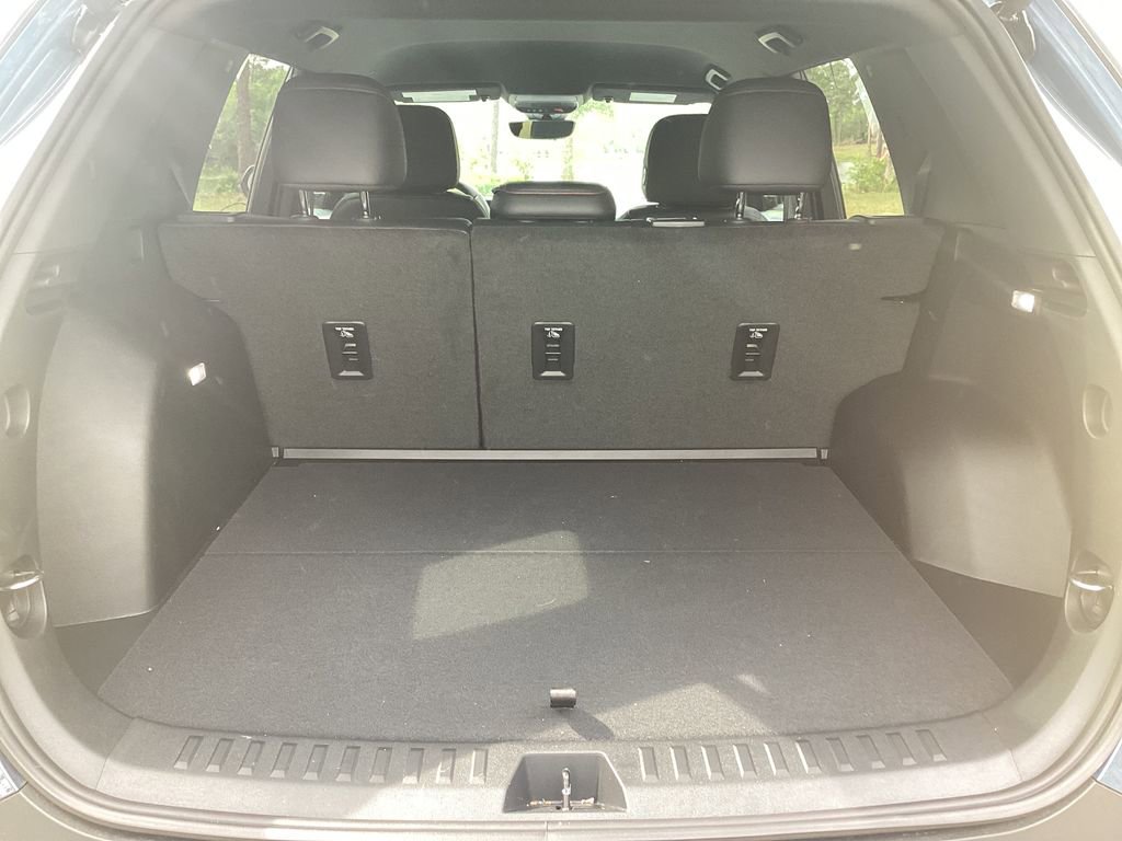 New 2026 Chevrolet Equinox RS w/ Safety and Technology Package FWD image 17