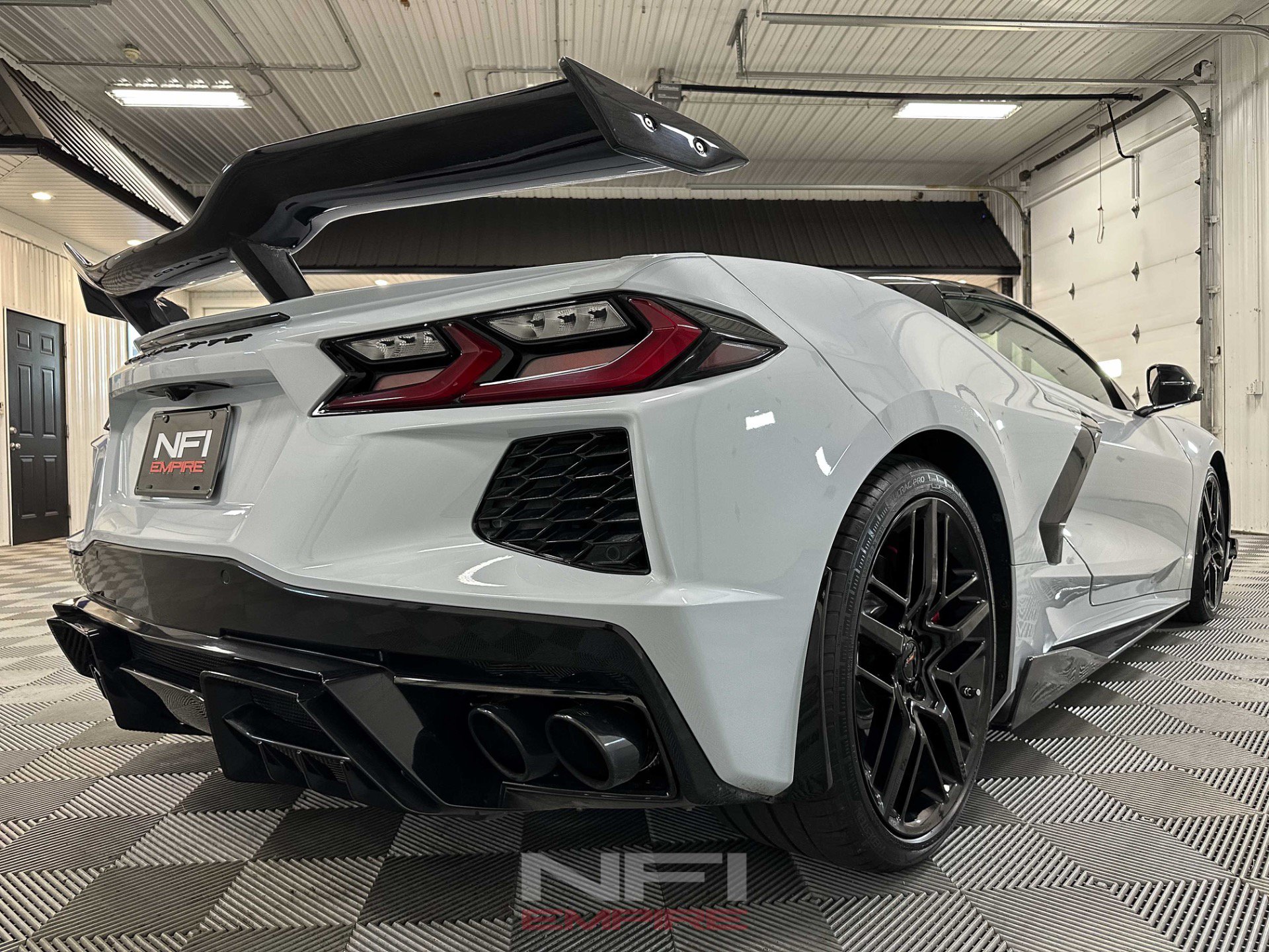 Used 2021 Chevrolet Corvette Stingray Premium Conv w/ Z51 Performance Package RWD image 19