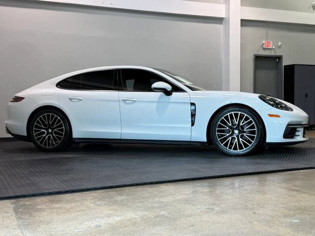 Used 2017 Porsche Panamera 4 image 5