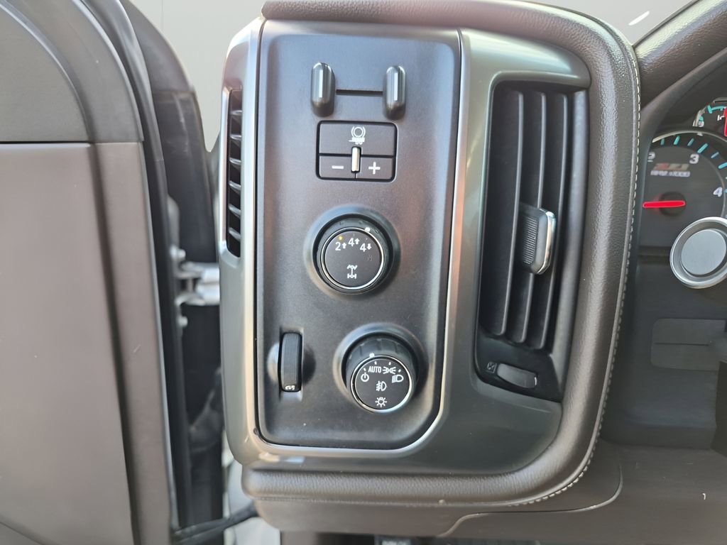 Used 2019 Chevrolet Silverado 2500 LTZ w/ Duramax Plus Package AWD/4WD image 34