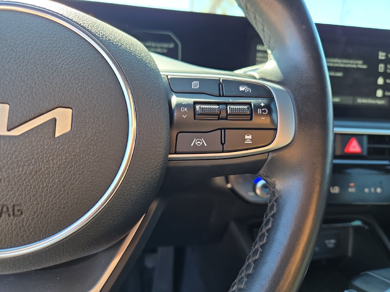 Used 2025 Kia K5 GT w/ GT1 Package FWD image 12