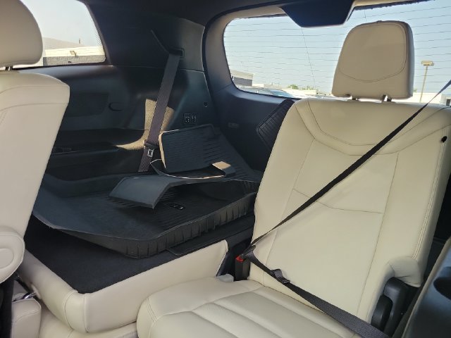 Certified 2024 Cadillac XT6 Sport w/ Technology Package AWD/4WD image 40