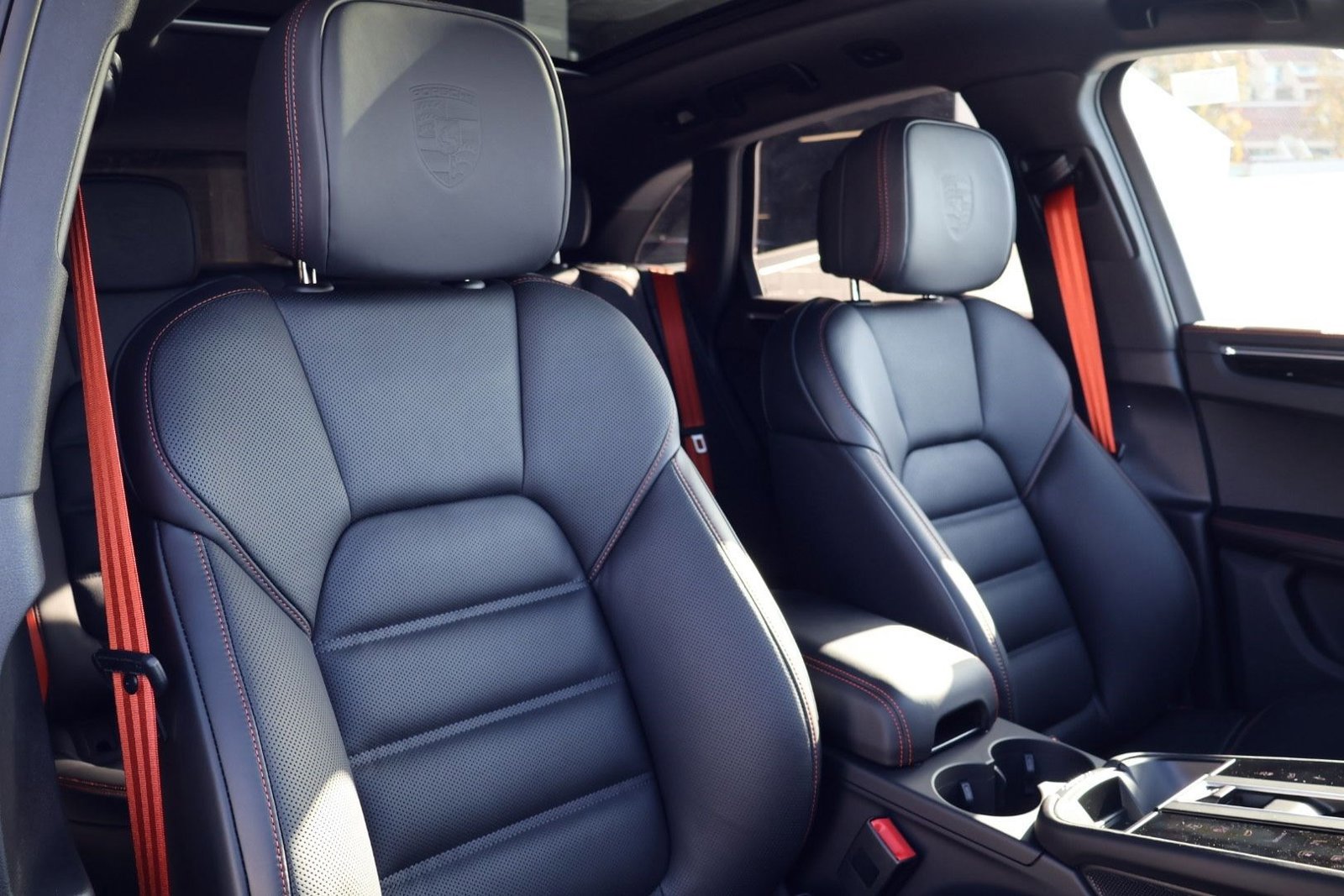 New 2026 Porsche Macan S image 24