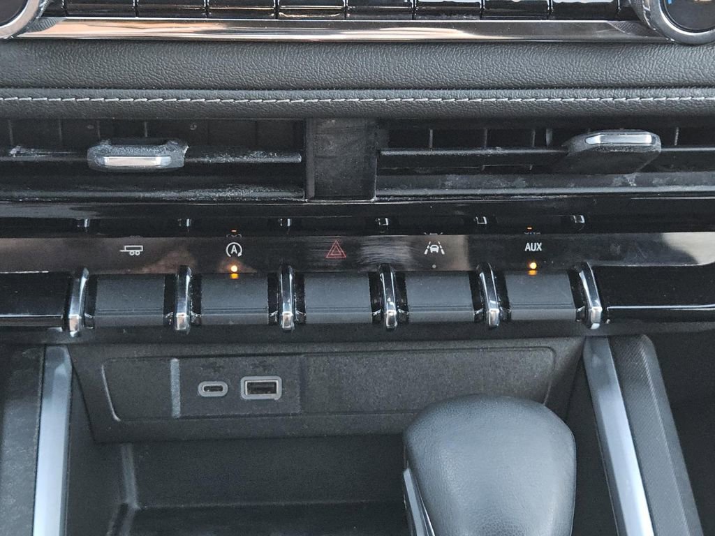 Certified 2023 Chevrolet Colorado LT w/ LT Convenience Package II image 14