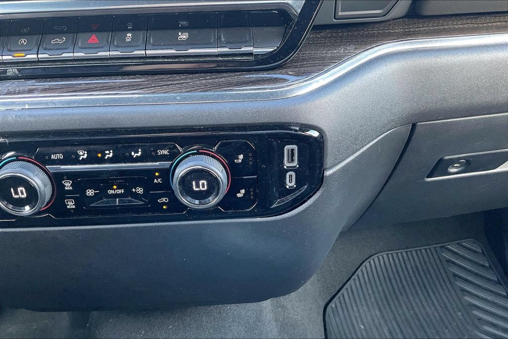 Used 2023 Chevrolet Silverado 1500 LT AWD/4WD image 17