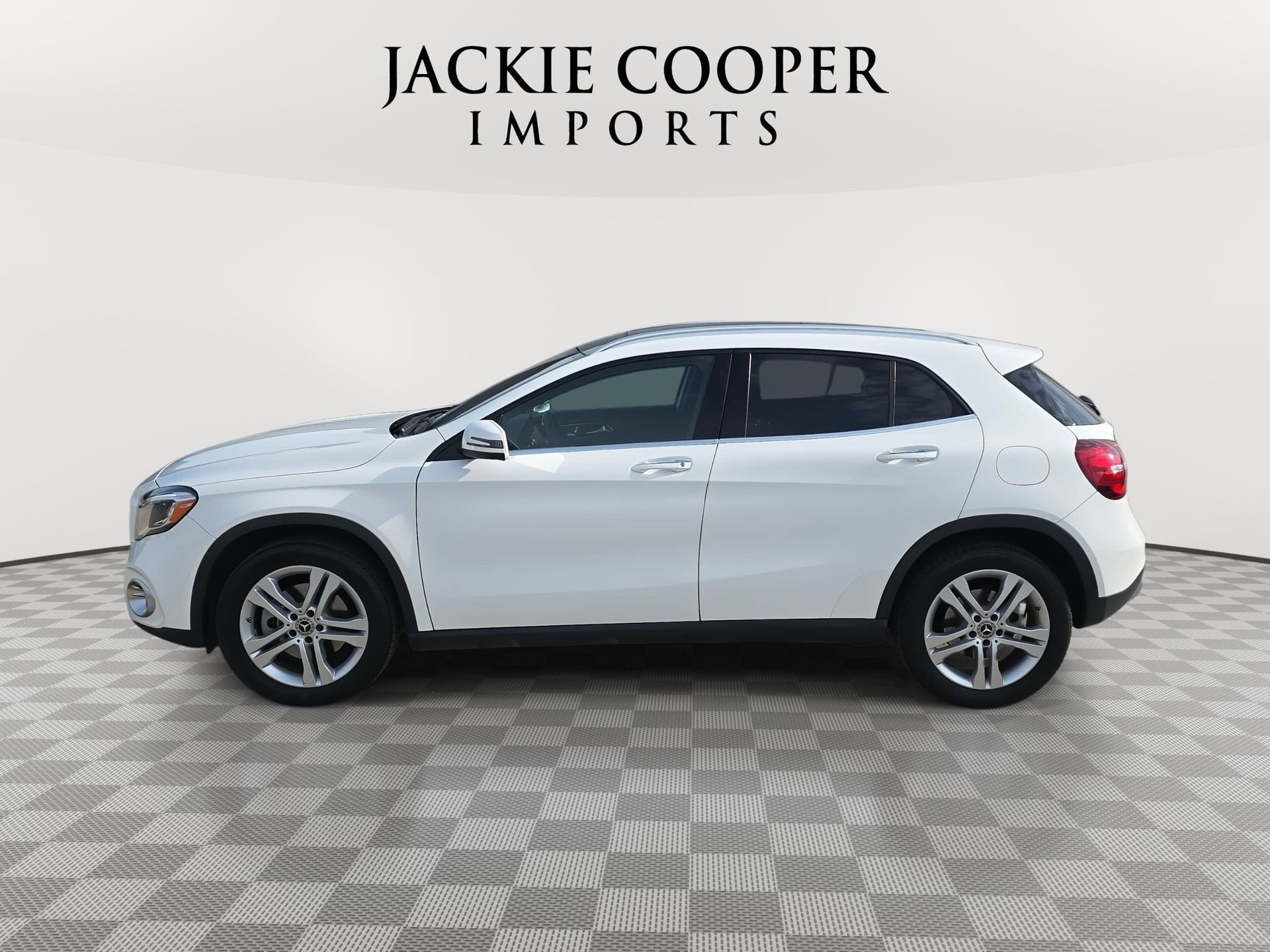 Used 2019 Mercedes-Benz GLA 250 4MATIC image 8