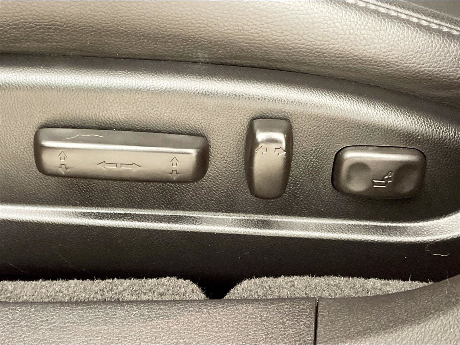 Used 2020 Acura TLX FWD image 22
