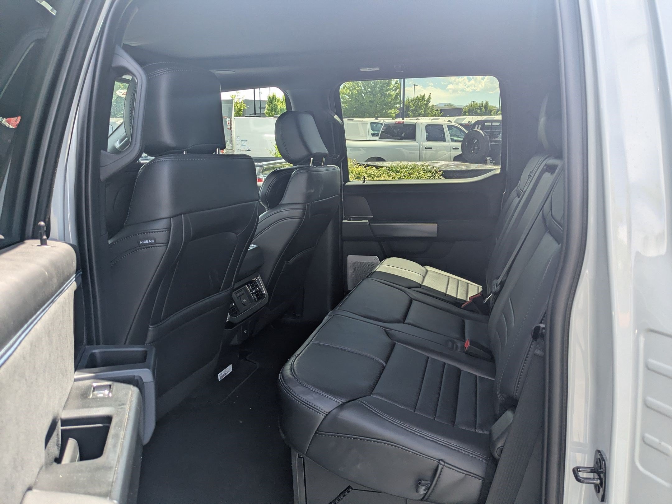 Used 2026 Ford F350 Platinum AWD/4WD image 32