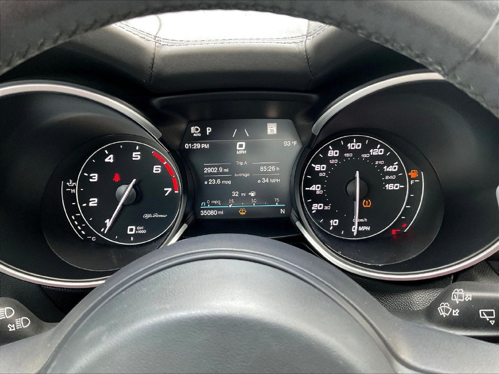 Used 2023 Alfa Romeo Stelvio Veloce AWD/4WD image 13