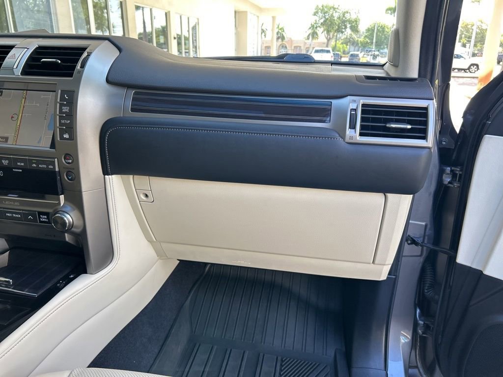 Used 2021 Lexus GX 460 Premium AWD/4WD image 29