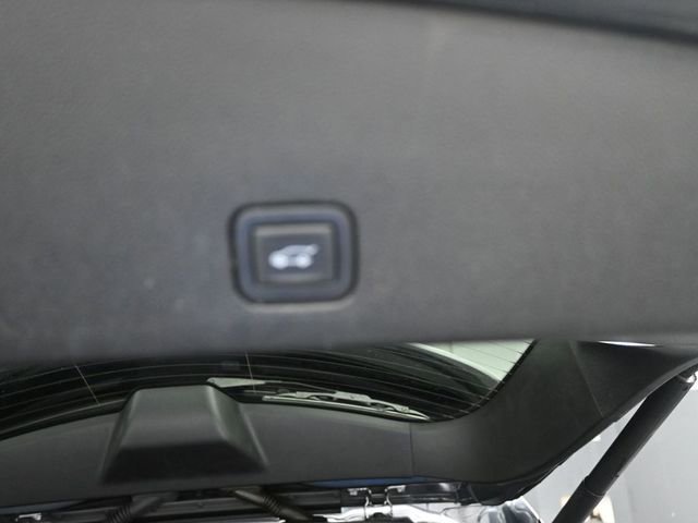 Used 2023 Cadillac XT6 Premium Luxury image 27