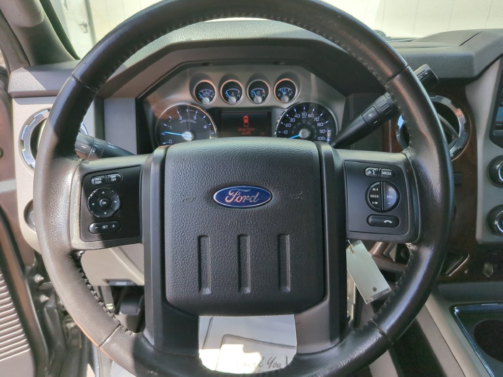 Used 2015 Ford F350 Lariat w/ Lariat Ultimate Package AWD/4WD image 32