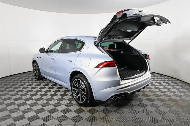 New 2025 Maserati Grecale GT AWD/4WD image 36