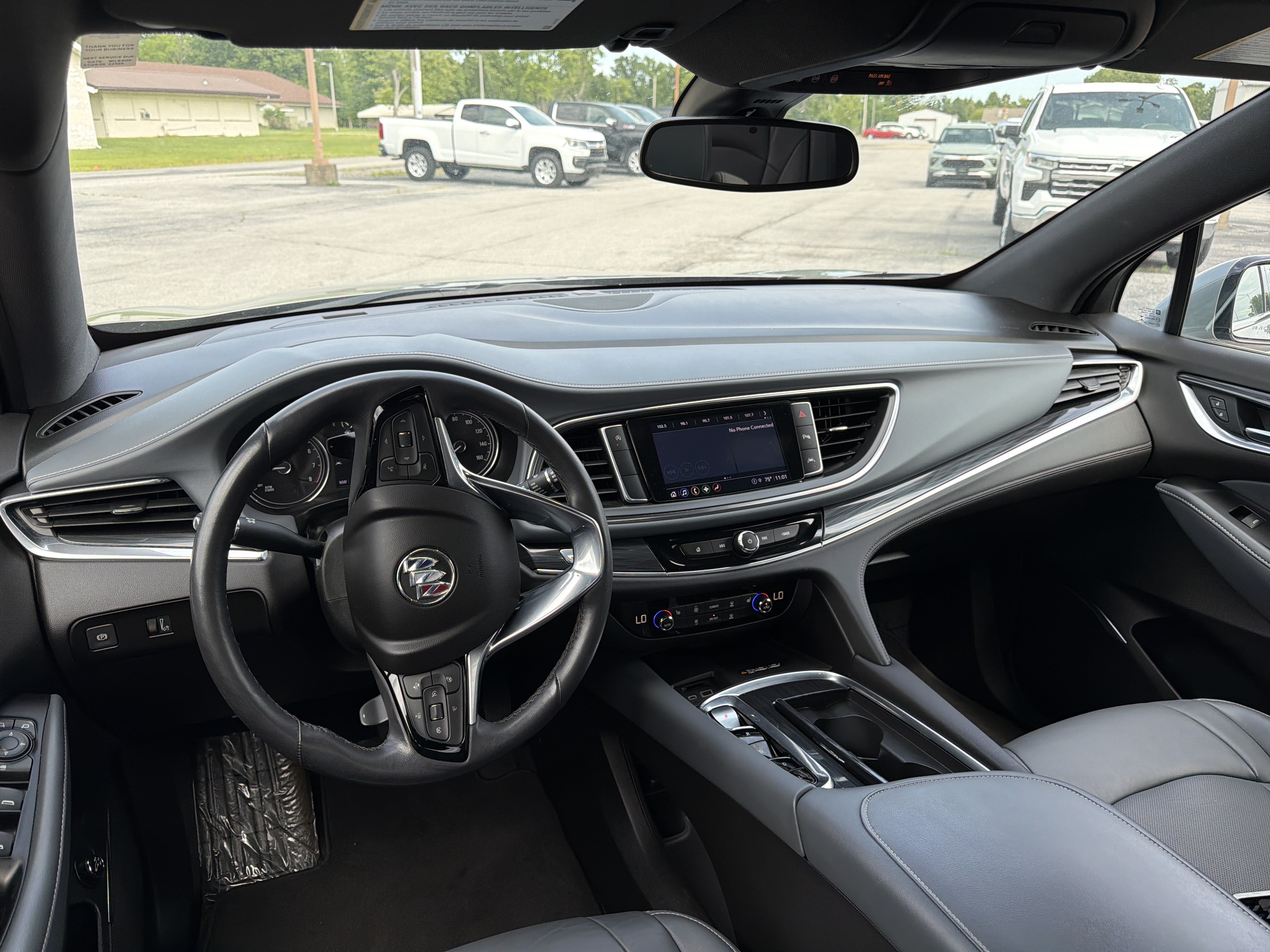 Used 2023 Buick Enclave Essence w/ Experience Buick Package FWD image 7