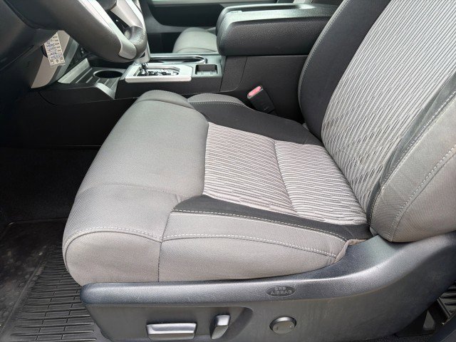 Used 2015 Toyota Tundra SR5 image 17