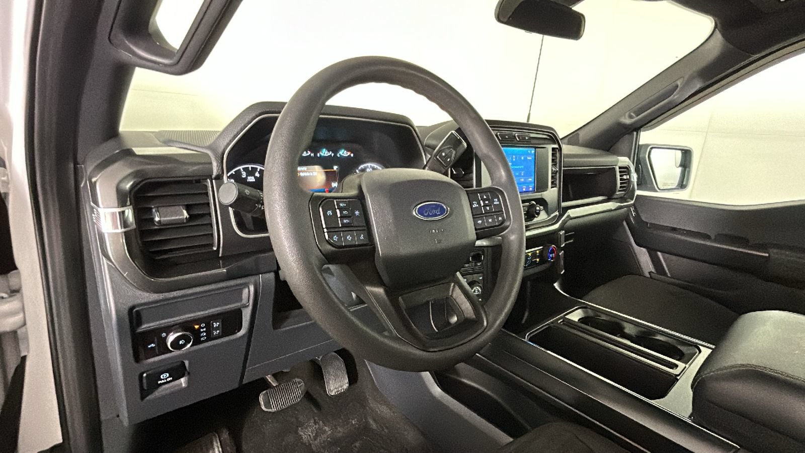 Used 2023 Ford F150 XL AWD/4WD image 16