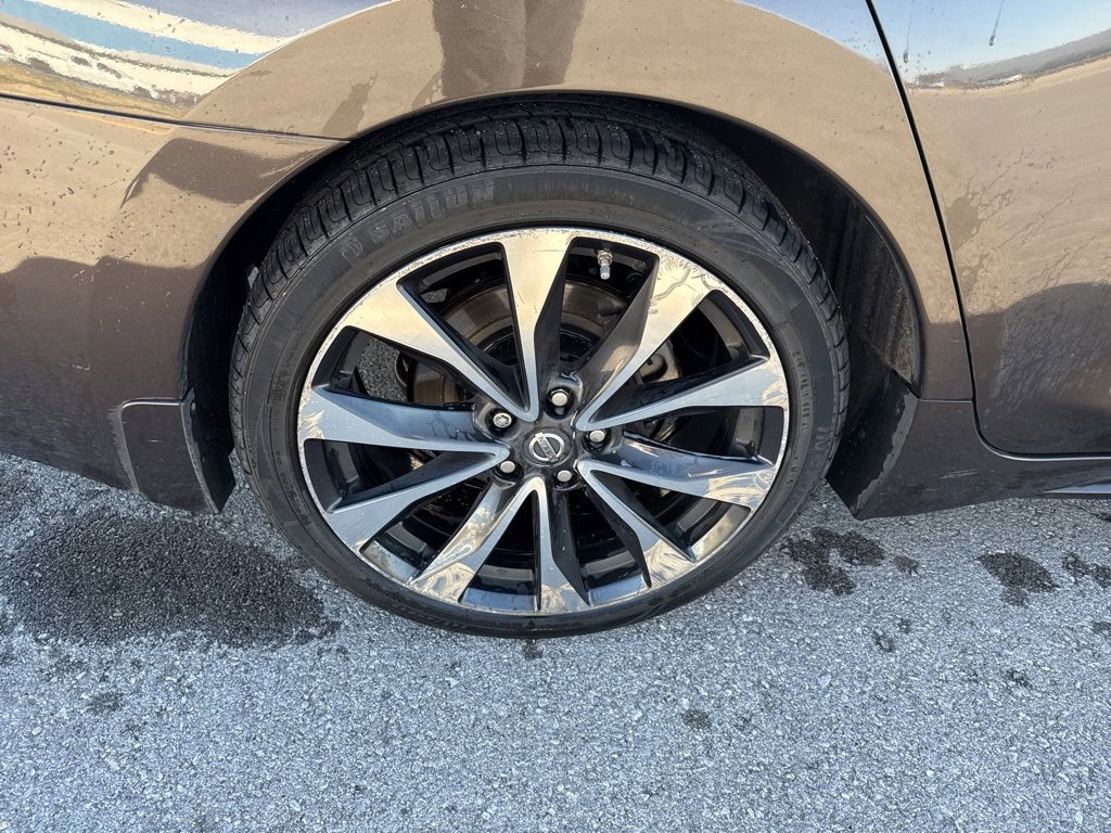 Used 2016 Nissan Maxima SR image 20