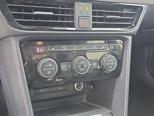 Used 2024 Volkswagen Taos SE image 27