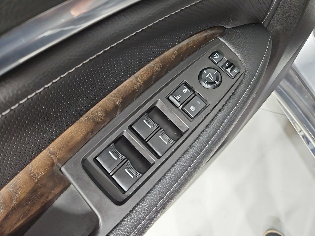 Used 2020 Acura MDX SH-AWD w/ Technology Package image 11