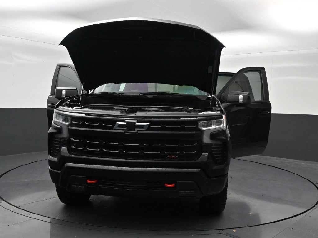 Used 2024 Chevrolet Silverado 1500 LT Trail Boss w/ LT Trail Boss Premium Package AWD/4WD image 33