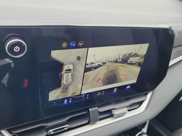 New 2026 Chevrolet Equinox LT w/ Safety and Technology Package FWD image 26