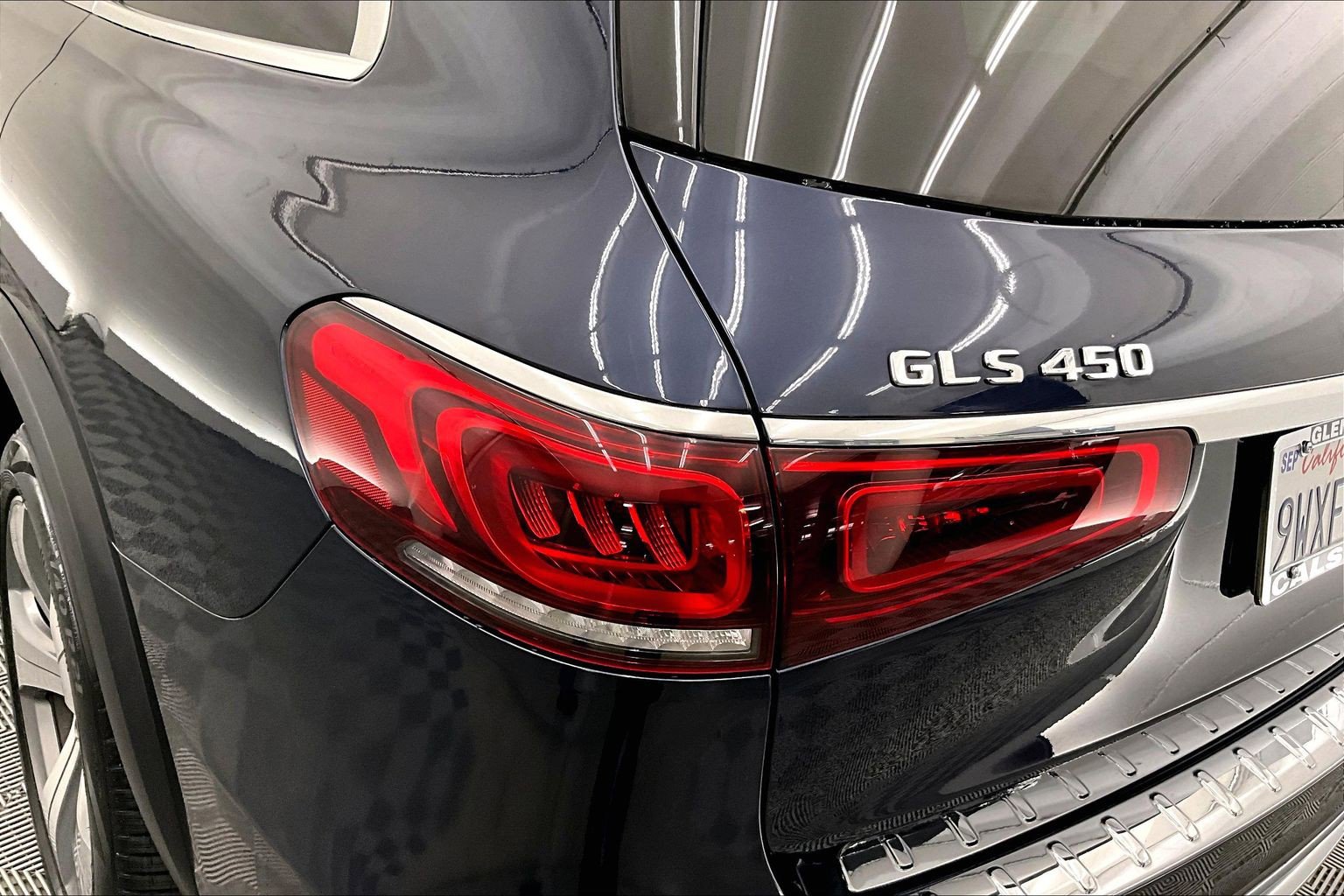 Certified 2021 Mercedes-Benz GLS 450 4MATIC image 27