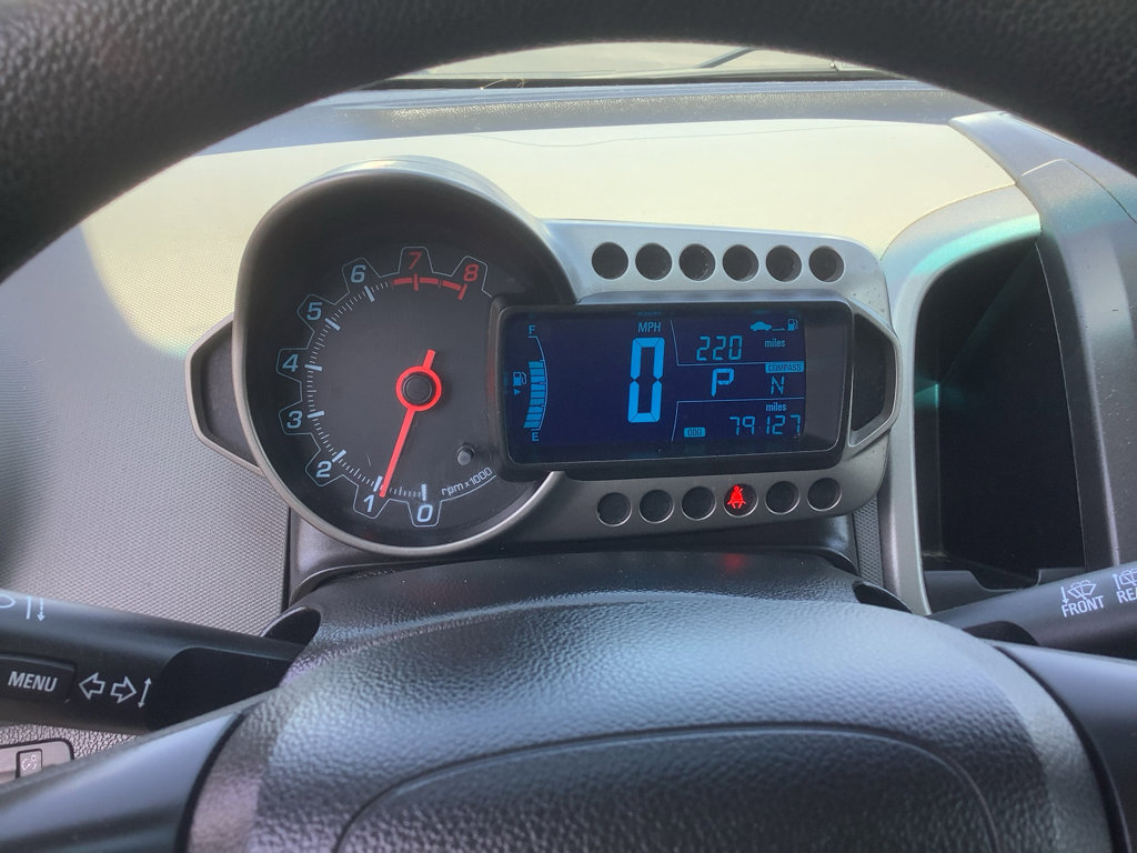 Used 2015 Chevrolet Sonic LT image 13
