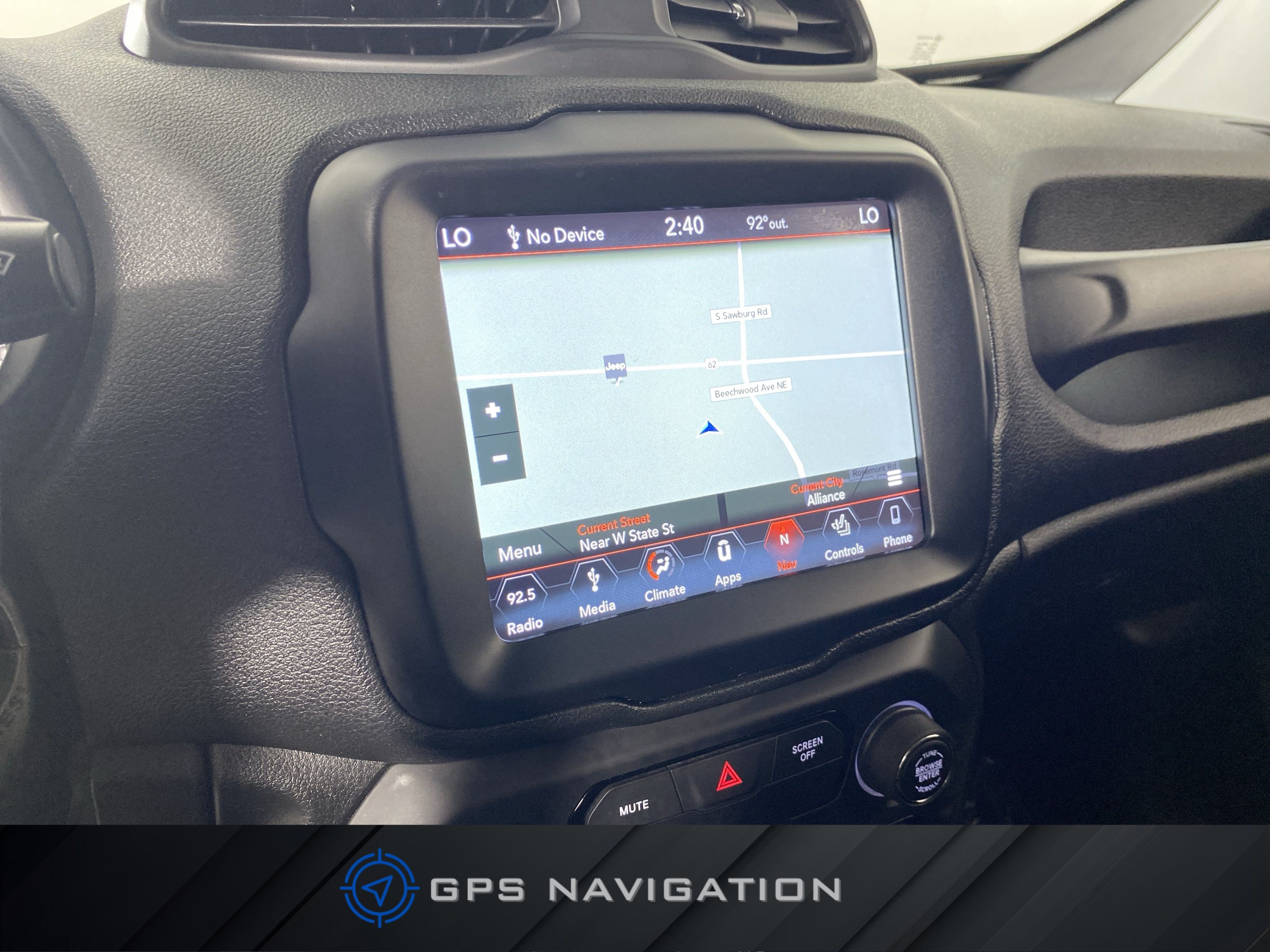 Used 2019 Jeep Renegade Trailhawk w/ UConnect 8.4 Nav Group AWD/4WD image 2