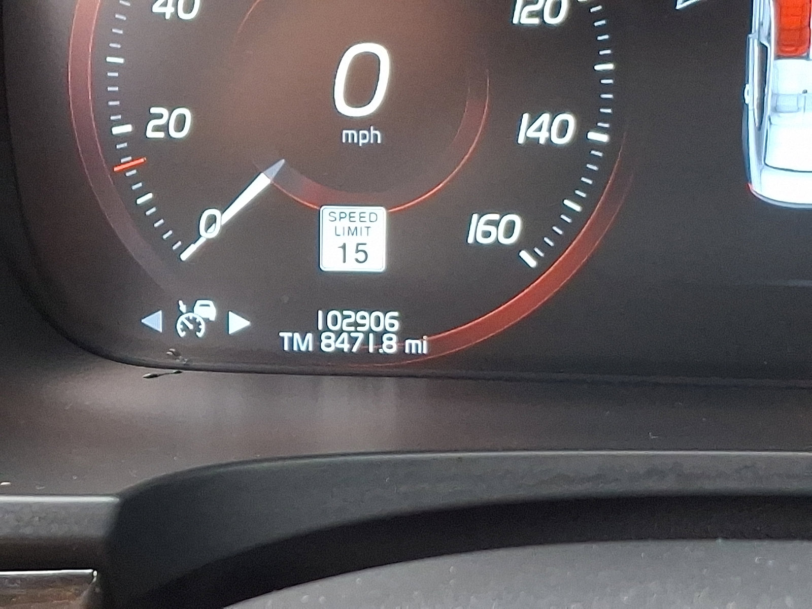 Used 2018 Volvo S90 T5 Momentum w/ Convenience Package image 21