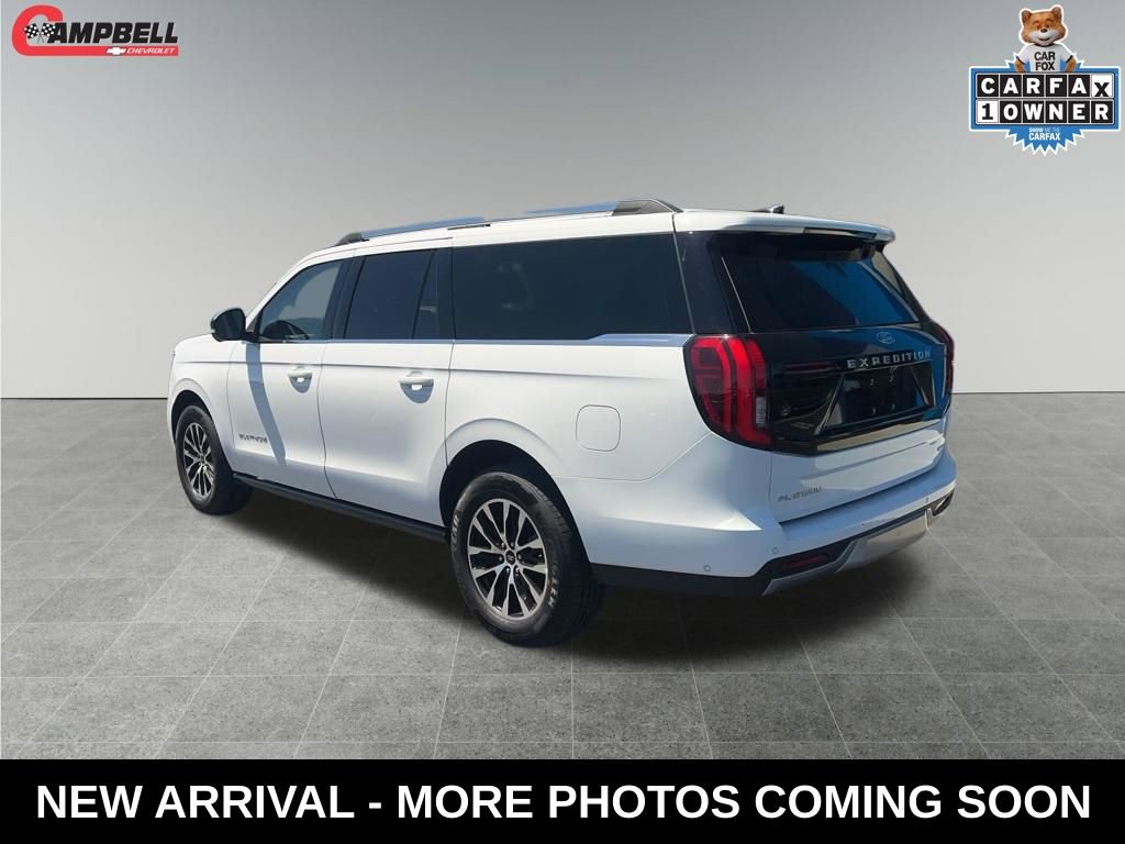 Used 2025 Ford Expedition Max Platinum AWD/4WD image 3