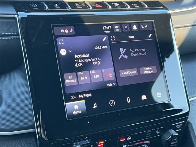 New 2025 Jeep Grand Cherokee Altitude image 20