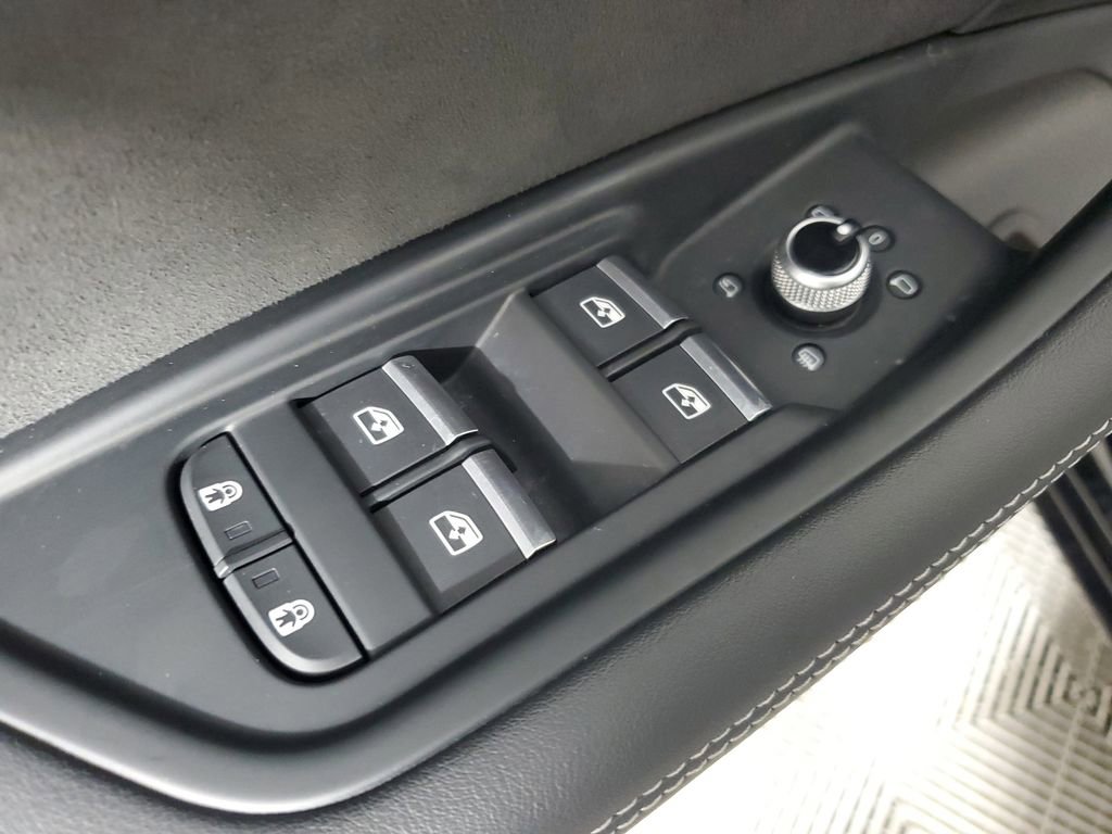 Used 2023 Audi S4 Premium Plus AWD/4WD image 18