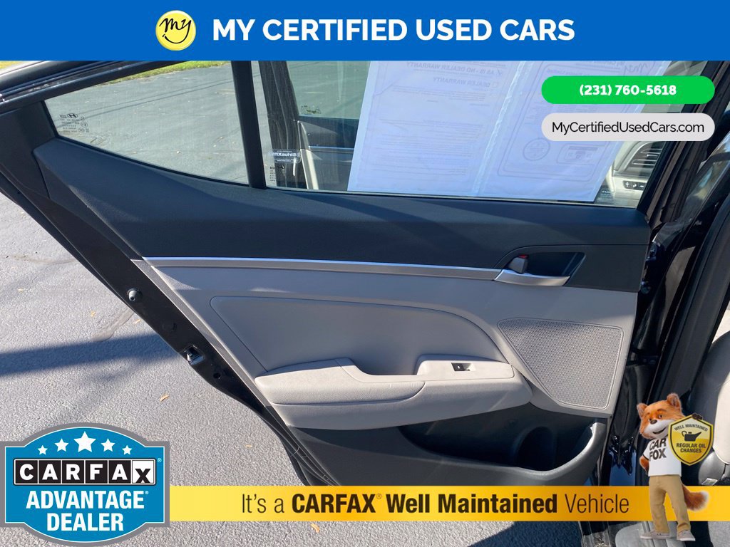 Used 2019 Hyundai Elantra Limited FWD image 17