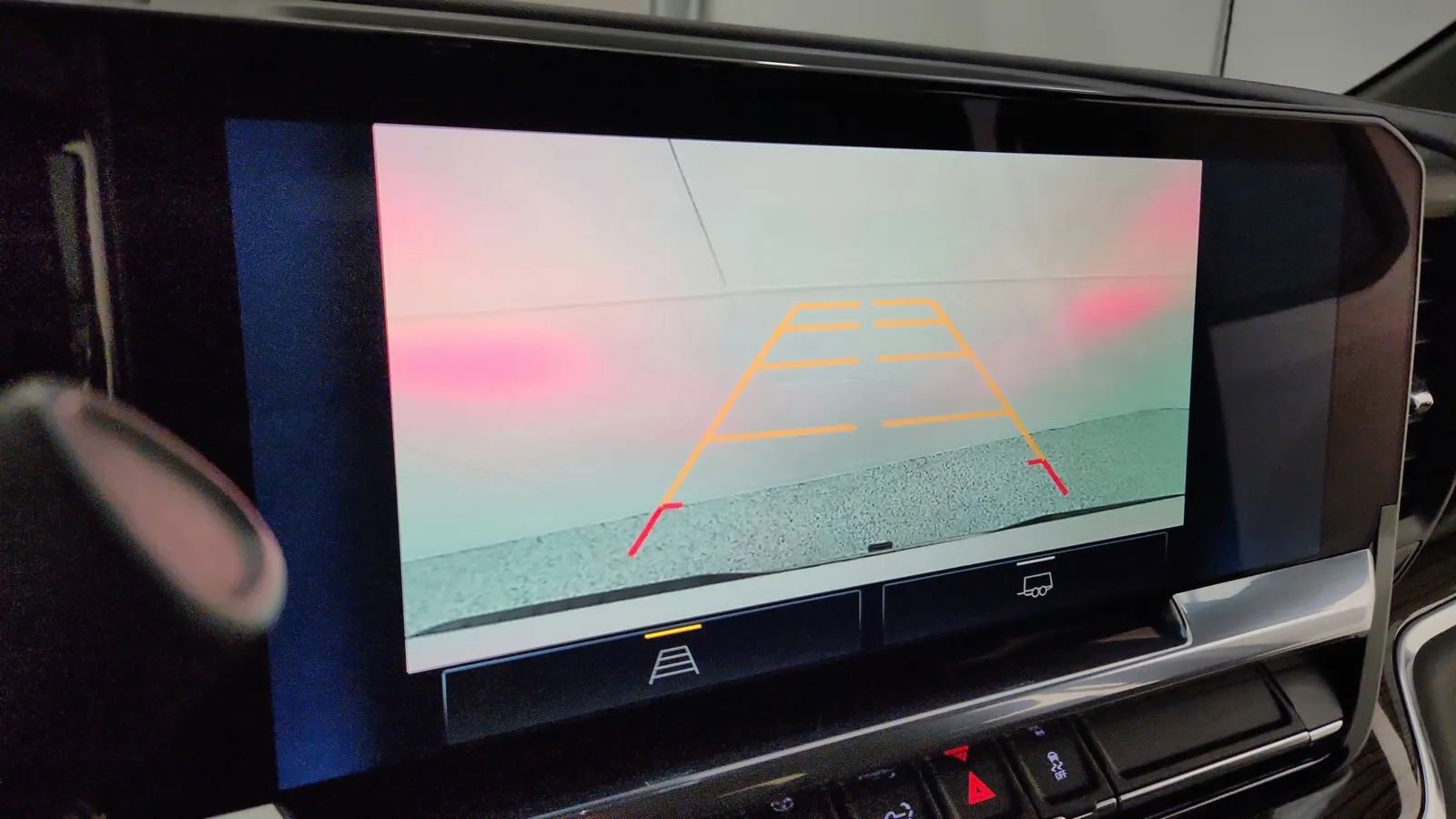 Used 2022 Chevrolet Silverado 1500 LT image 21