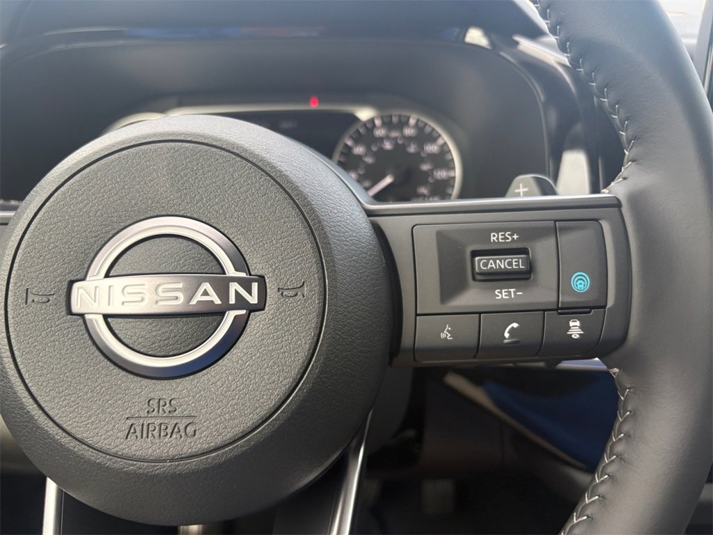 New 2025 Nissan Pathfinder SV image 26