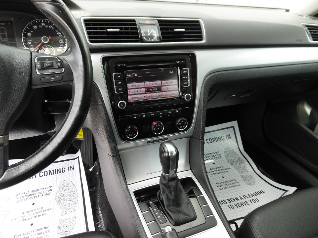 Used 2013 Volkswagen Passat 2.5 SE FWD image 15