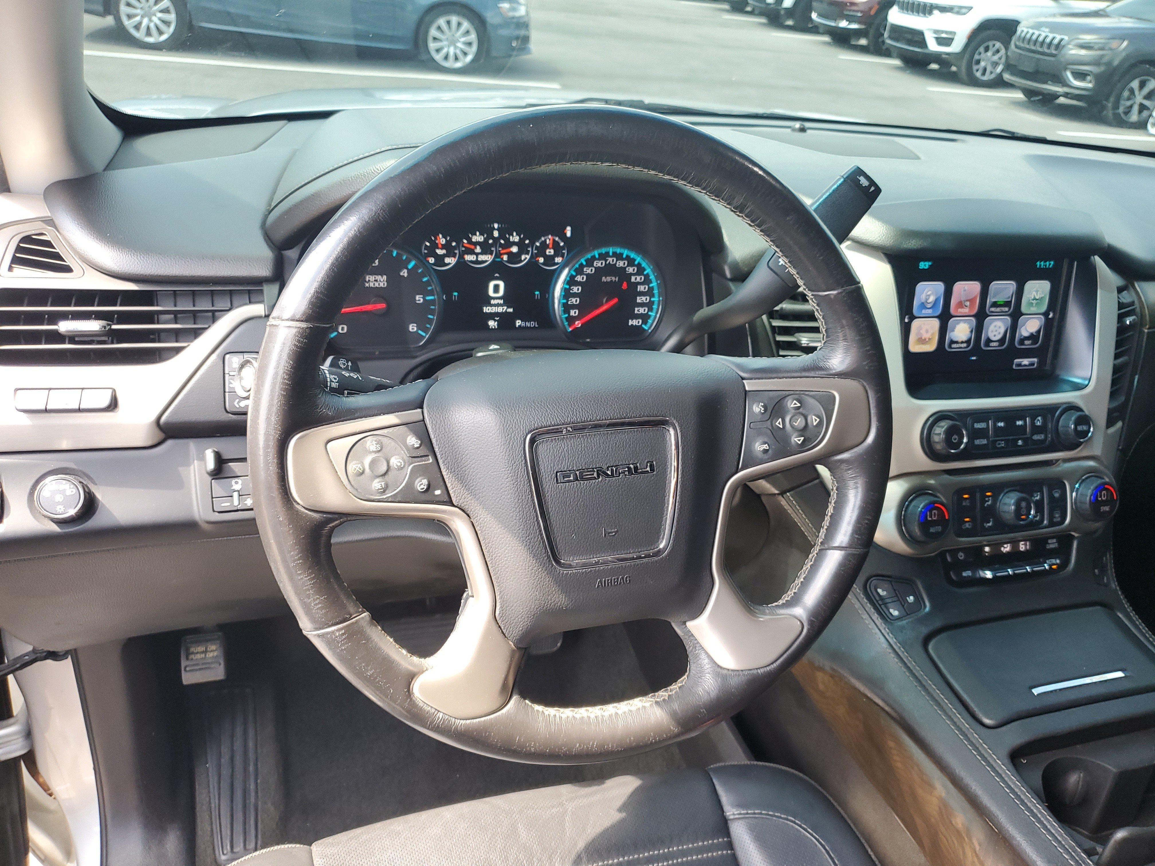 Used 2018 GMC Yukon XL Denali w/ Denali Ultimate Package RWD image 15
