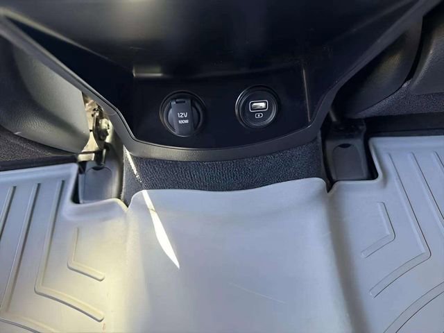 Used 2021 Kia Sorento S image 10