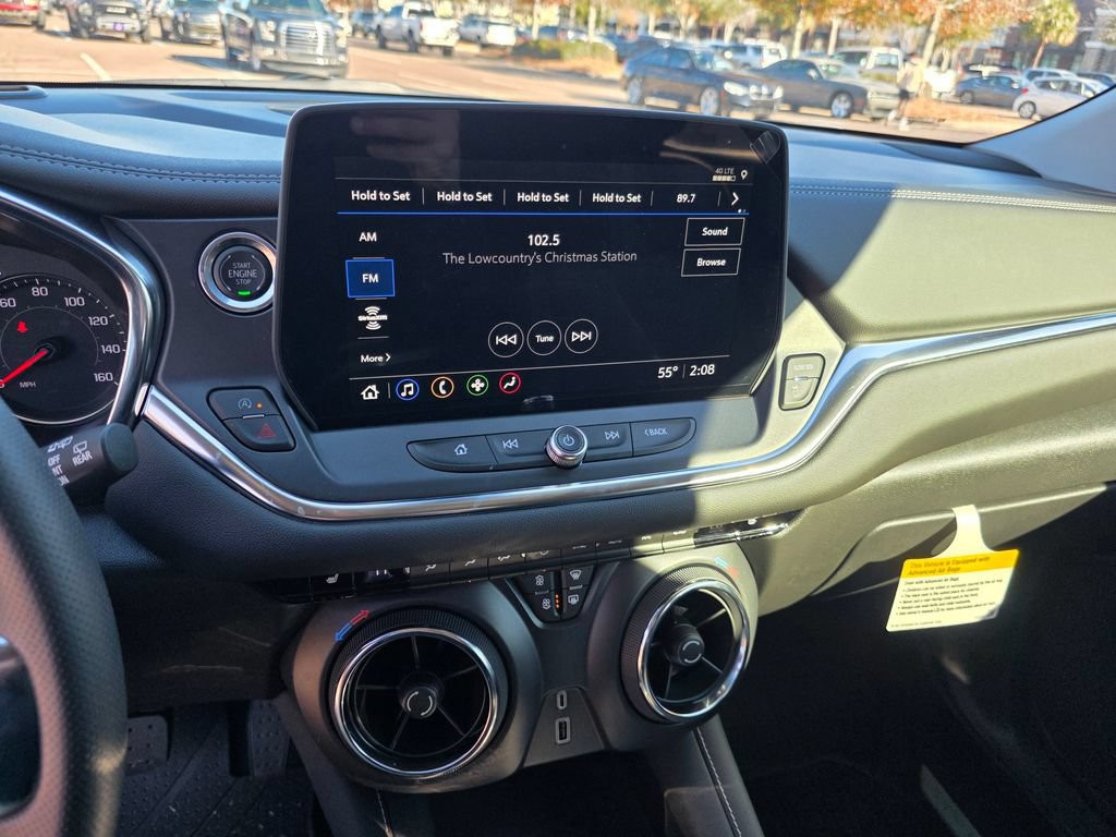 New 2025 Chevrolet Blazer LT w/ LPO, Floor Liner Package FWD image 14