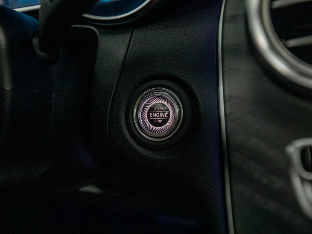 Used 2021 Mercedes-Benz GLC 300 4MATIC Coupe image 20