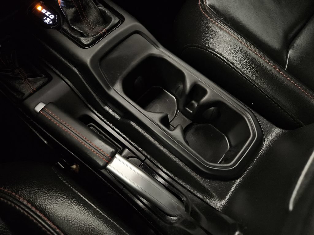 Used 2019 Jeep Wrangler Unlimited Rubicon AWD/4WD image 15