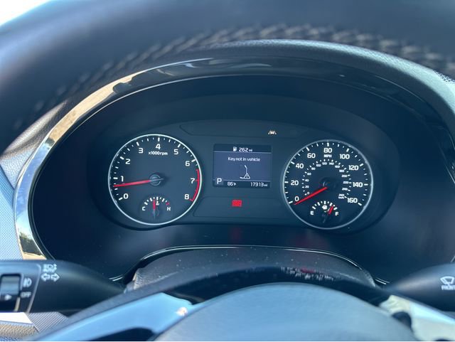 Certified 2022 Kia Seltos S image 10