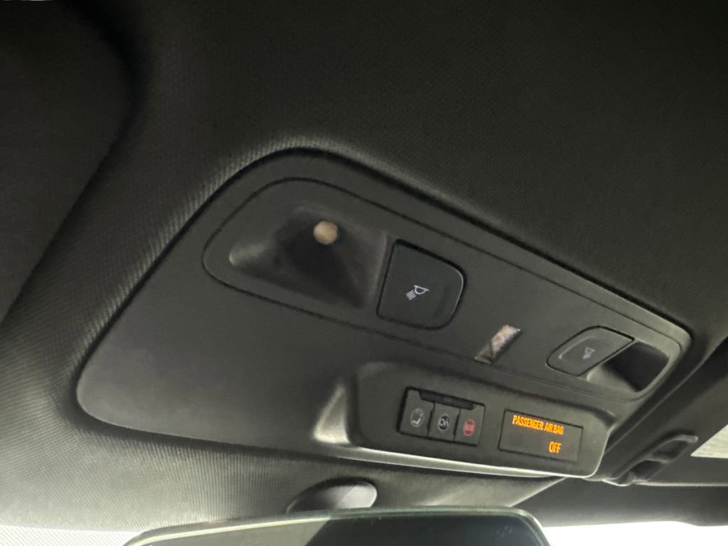 Used 2021 Chevrolet Camaro LT w/ Technology Package RWD image 66