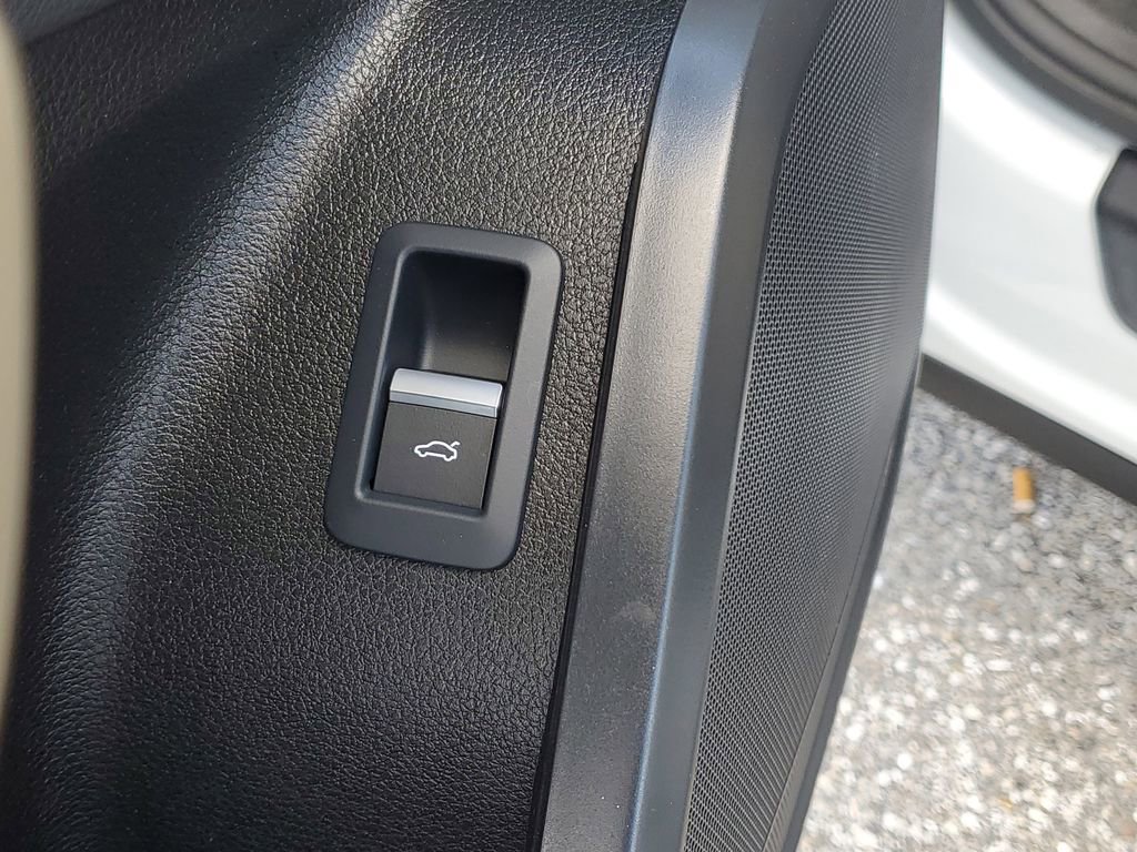 Certified 2024 Audi Q5 2.0T Premium w/ Convenience Package image 21