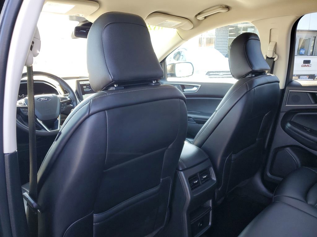 Used 2024 Ford Edge SEL image 30