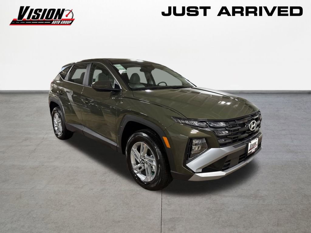 New 2026 Hyundai Tucson SE image 3