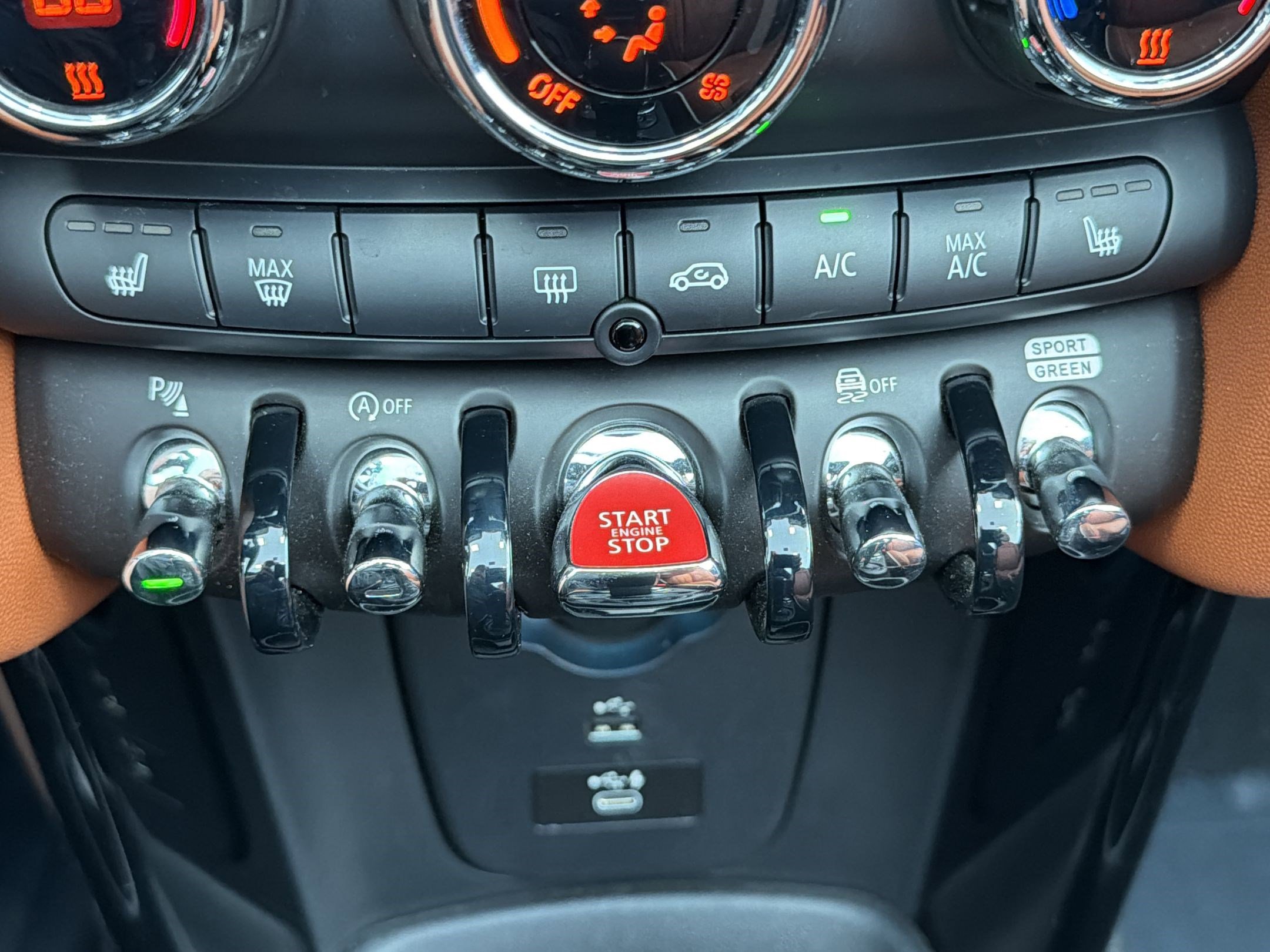 Used 2022 MINI Cooper S w/ Driver Assistance Package FWD image 15